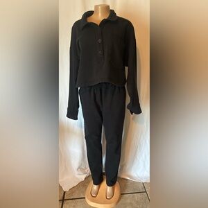Good American Black Pants & Pullover Top Jogging Set